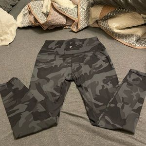 Grey camo lululemon leggings